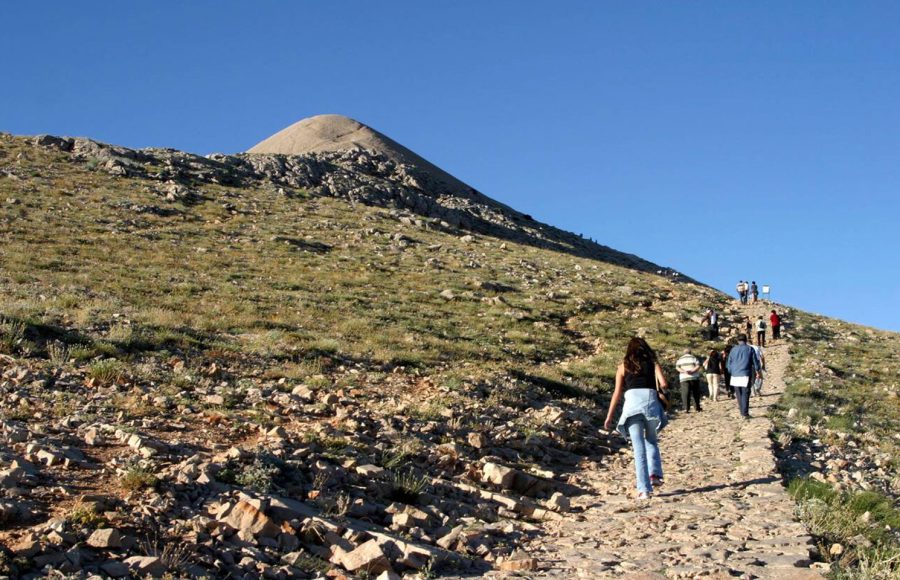 Way-to-Mount-Nemrut-Adiyaman-Turkey-Mount-Nemrut-in-southeastern-Turkey-and-royal-tombs-is-from-the-1st-century-BC