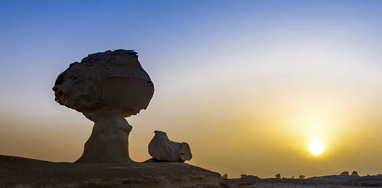 White Desert At Farafra In The Sahara Of Egypt.jpg