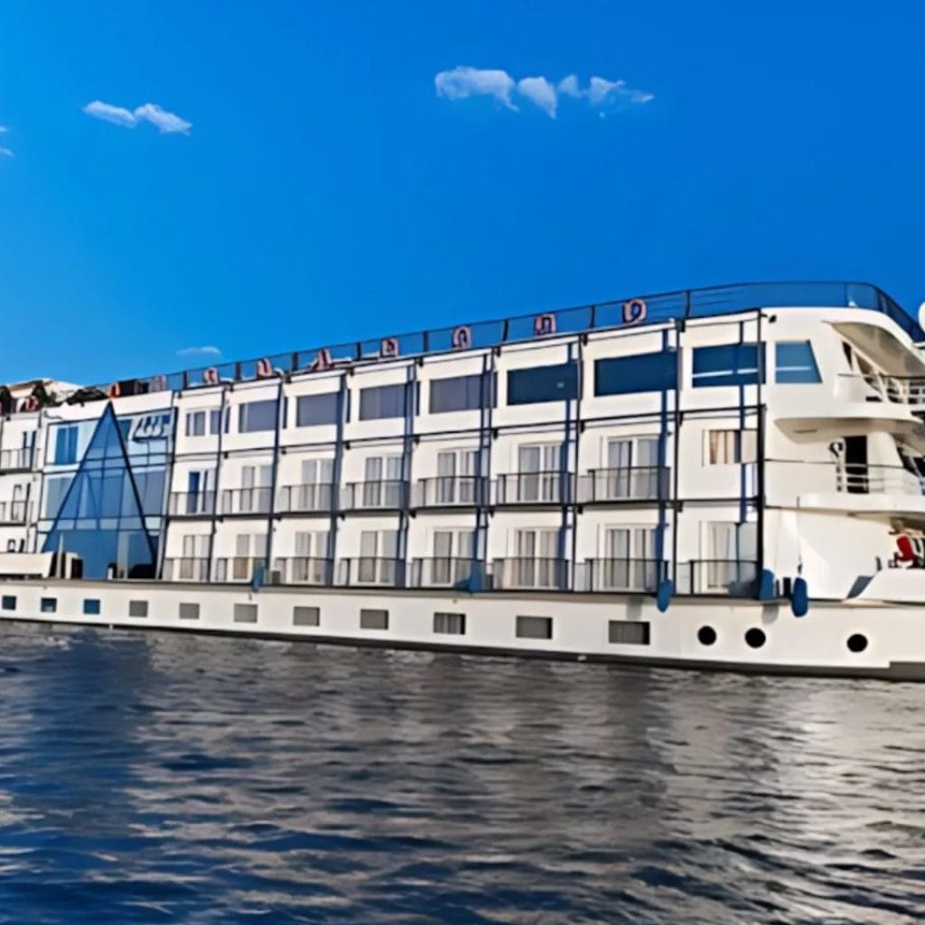 River Cruise Ship Sailing, Nile Cruise Booking Tips Are Essential Before Committing To A Ship.