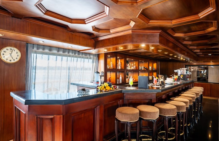 The main bar on the MS Semiramis III.