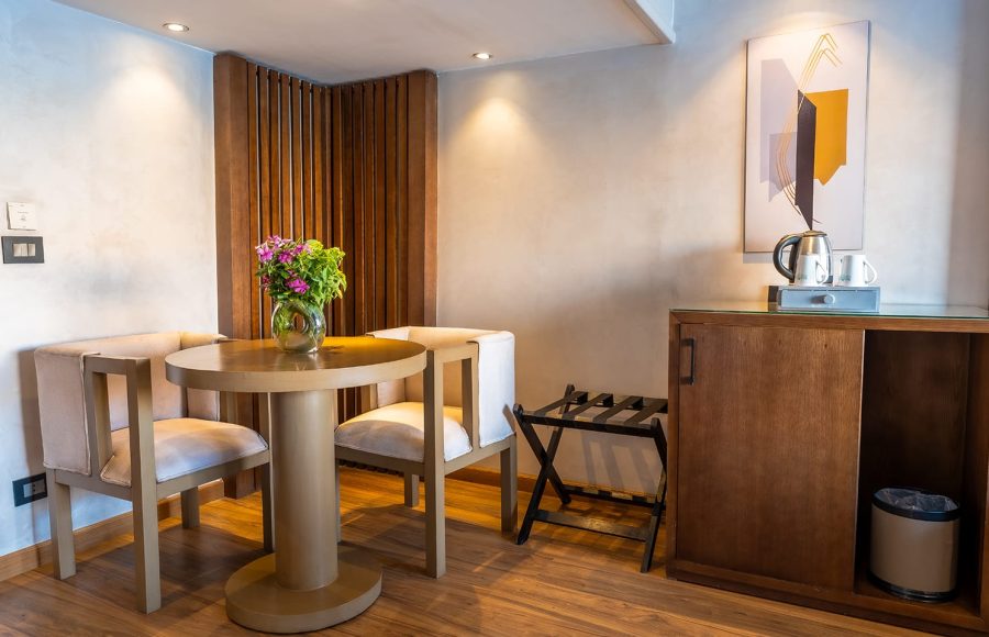 A sitting area inside a suite on the MS Semiramis III.