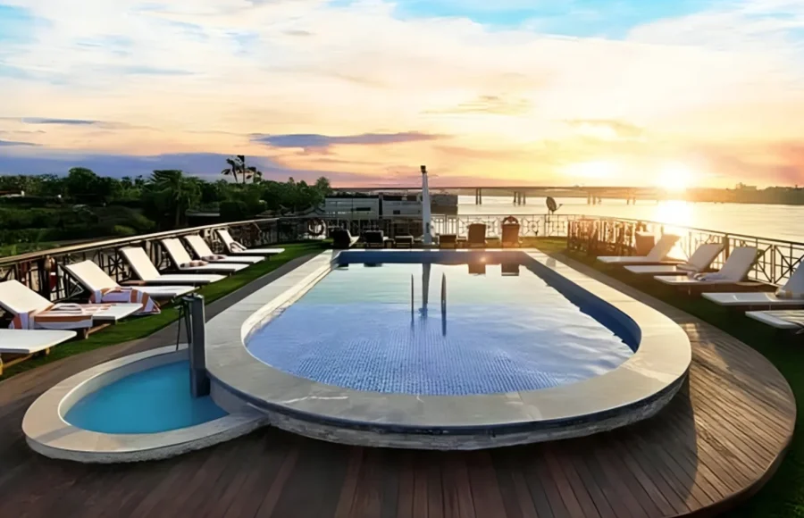 The swimming pool and jacuzzi on the sun deck, a key feature of the Cairo Nile Cruise Itinerary 8 days.