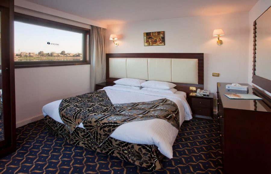 A double bed cabin on the MS Nile Saray.